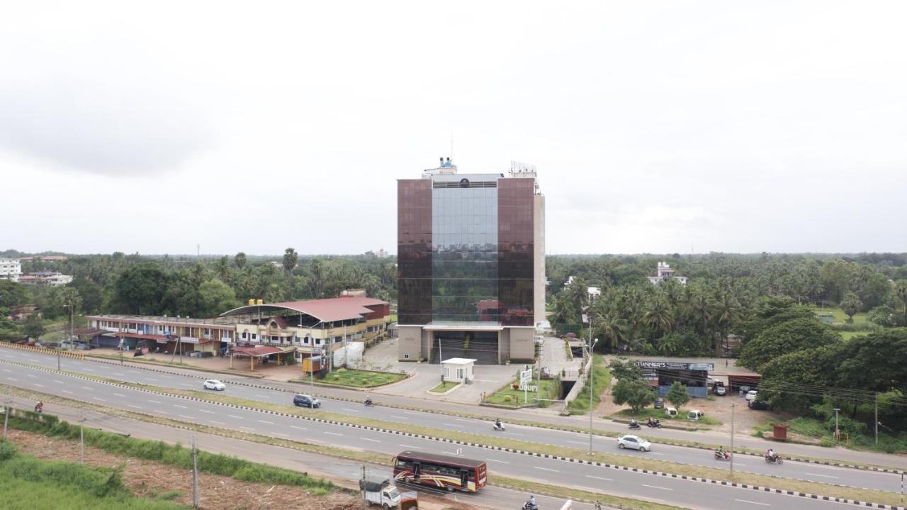 Essentia Manipal Inn Udupi Zewnętrze zdjęcie